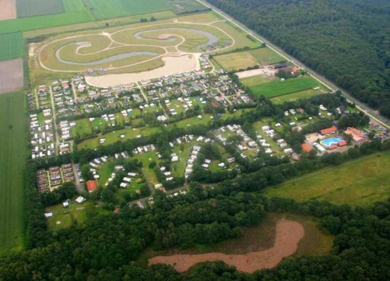 Stacaravan Huren In Het Hart Van Bosrijk Drenthe Op Recreatiepark De Tien Heugten Schoonloo Zewnętrze zdjęcie