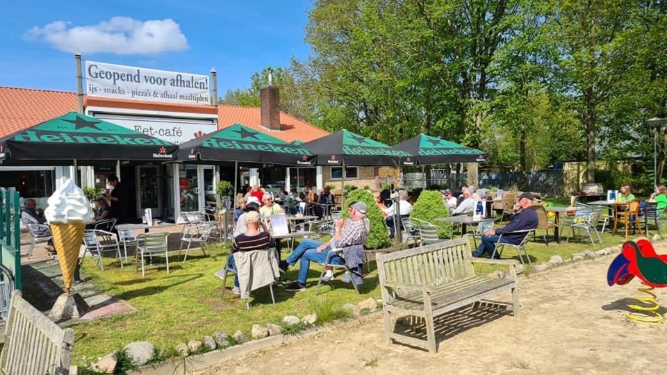 Stacaravan Huren In Het Hart Van Bosrijk Drenthe Op Recreatiepark De Tien Heugten Schoonloo Zewnętrze zdjęcie